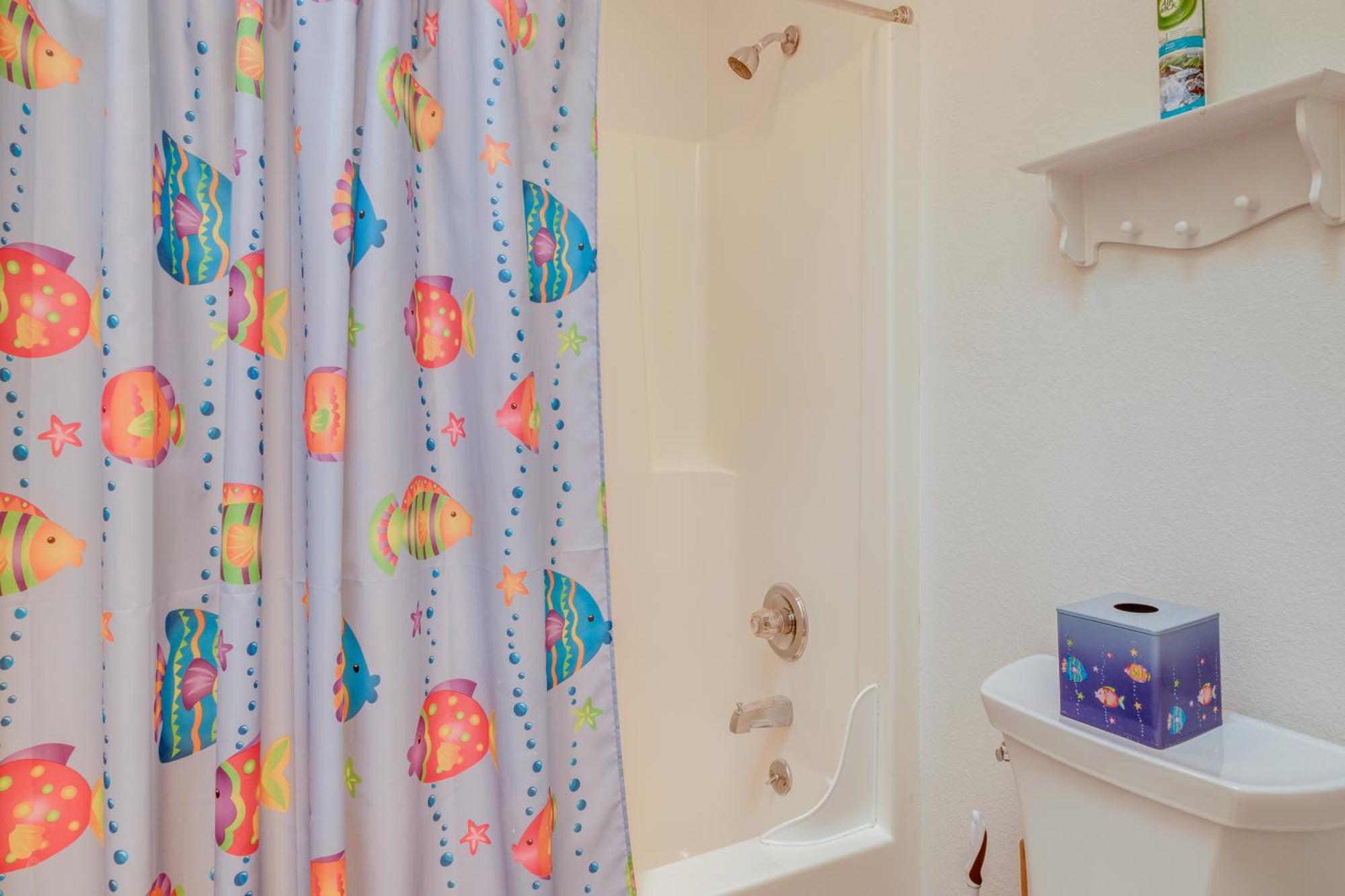 Coastal Home With Deck And Outdoor Shower 斩魔山 外观 照片